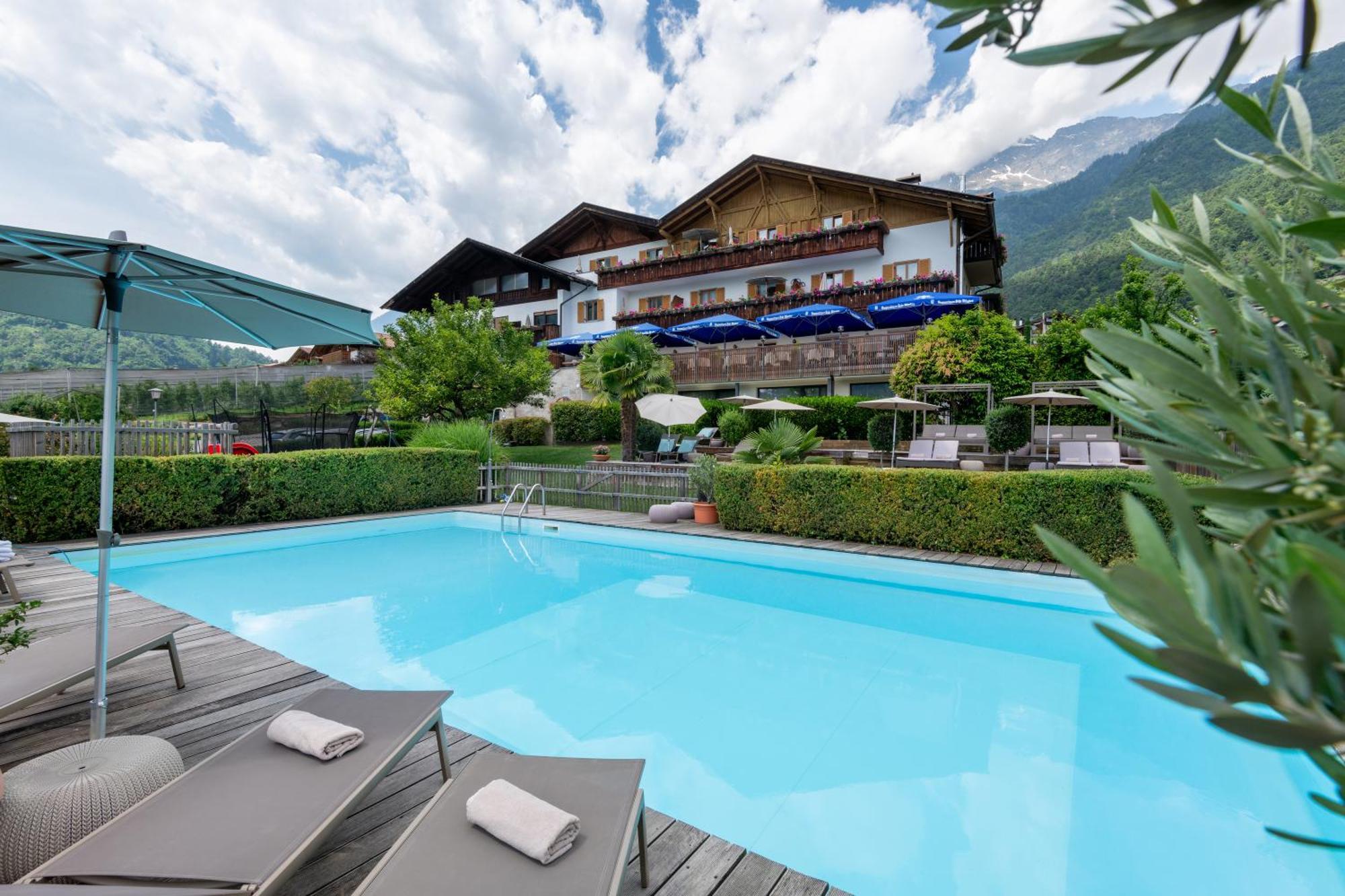 Hotel Residence Mavie Lagundo Kültér fotó
